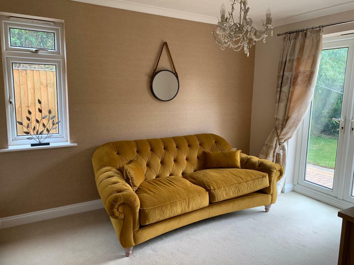 Villa Thorn House A Beautiful Large House In Witney Esterno foto