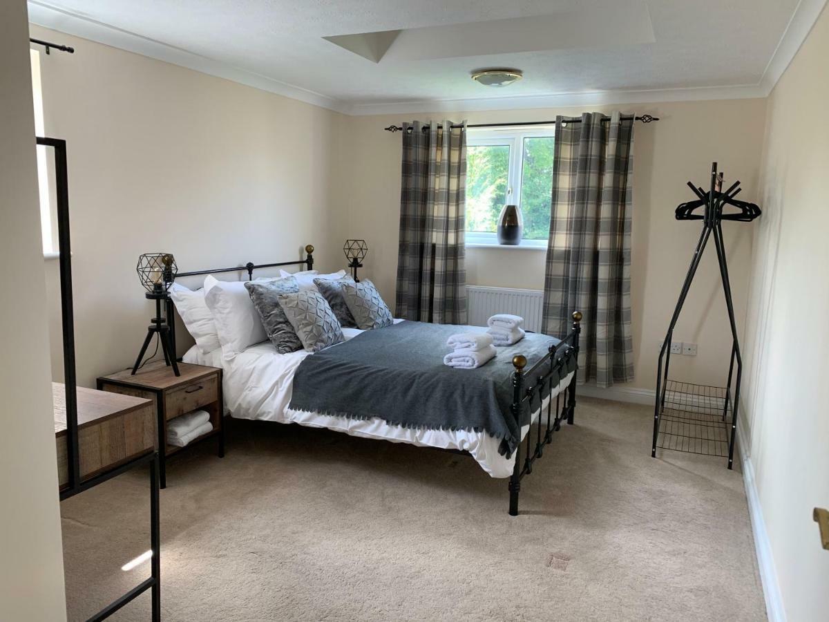 Villa Thorn House A Beautiful Large House In Witney Esterno foto